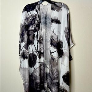 Watercolor Floral Kimono Cardigan - Black & White